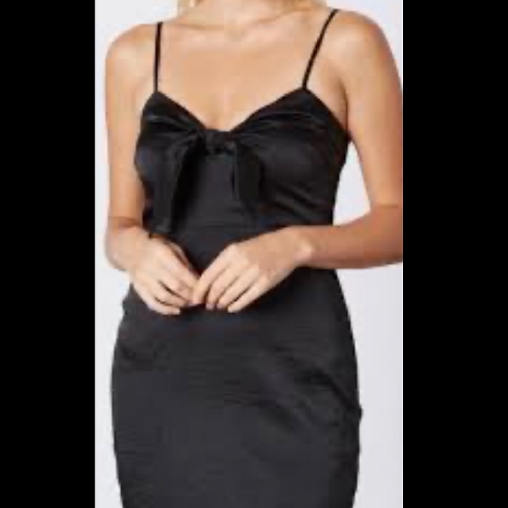 SOLD!   AMP Black Party Dress NWT Front Tie Bow Detail